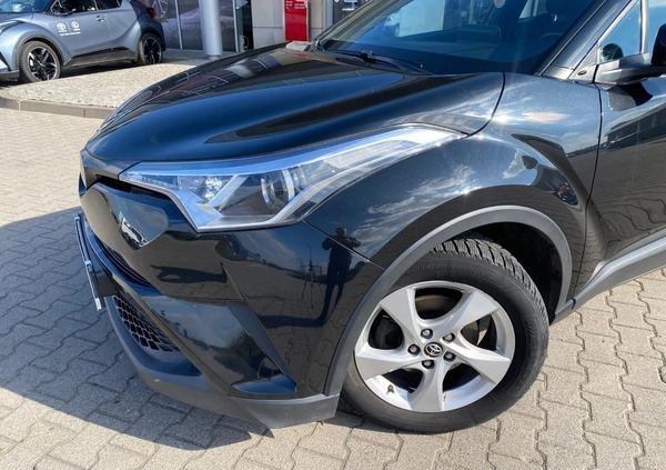 Toyota C-HR cena 74900 przebieg: 104889, rok produkcji 2018 z Kalisz małe 596